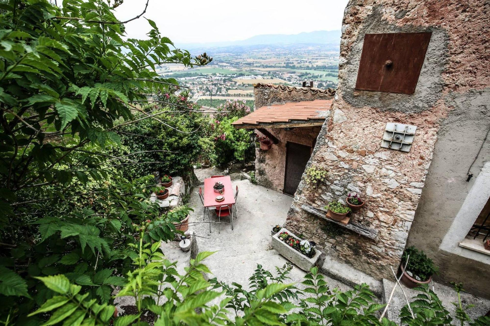 Villa Rurale Nei Pressi Castello Campello sul Clitunno Exterior foto