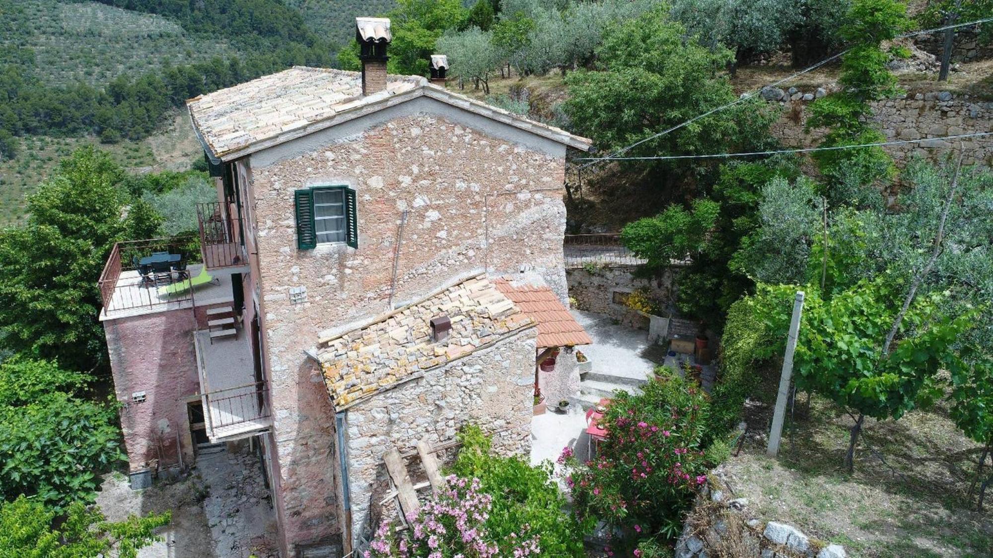 Villa Rurale Nei Pressi Castello Campello sul Clitunno Exterior foto